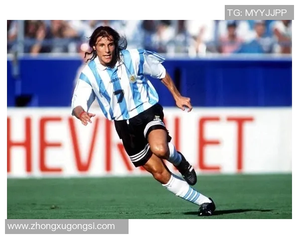 谁穿过最具特色的足球裤盘点球星们的独特时尚风格