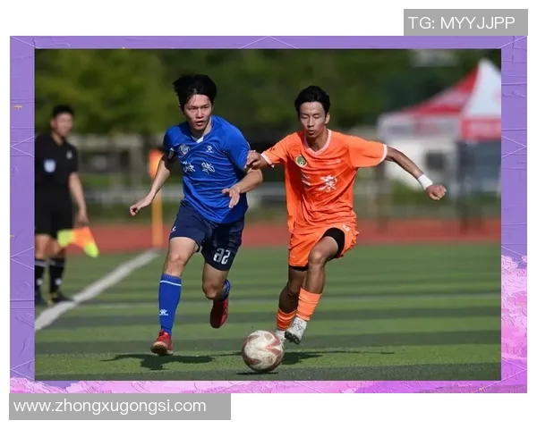 追梦绿茵场青春励志足球球星闪耀瞬间贴画收藏 追梦绿茵场青春励志足球球星闪耀瞬间贴画收藏